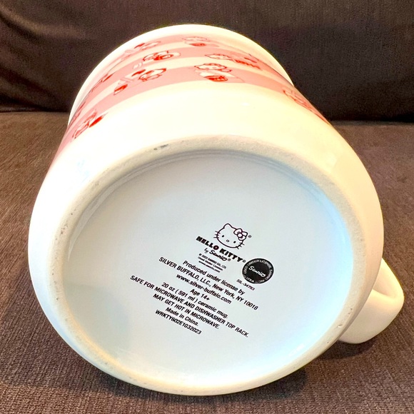 Hello Kitty Strawberry Milk Ceramic Camper Mug - Picture 5 of 5